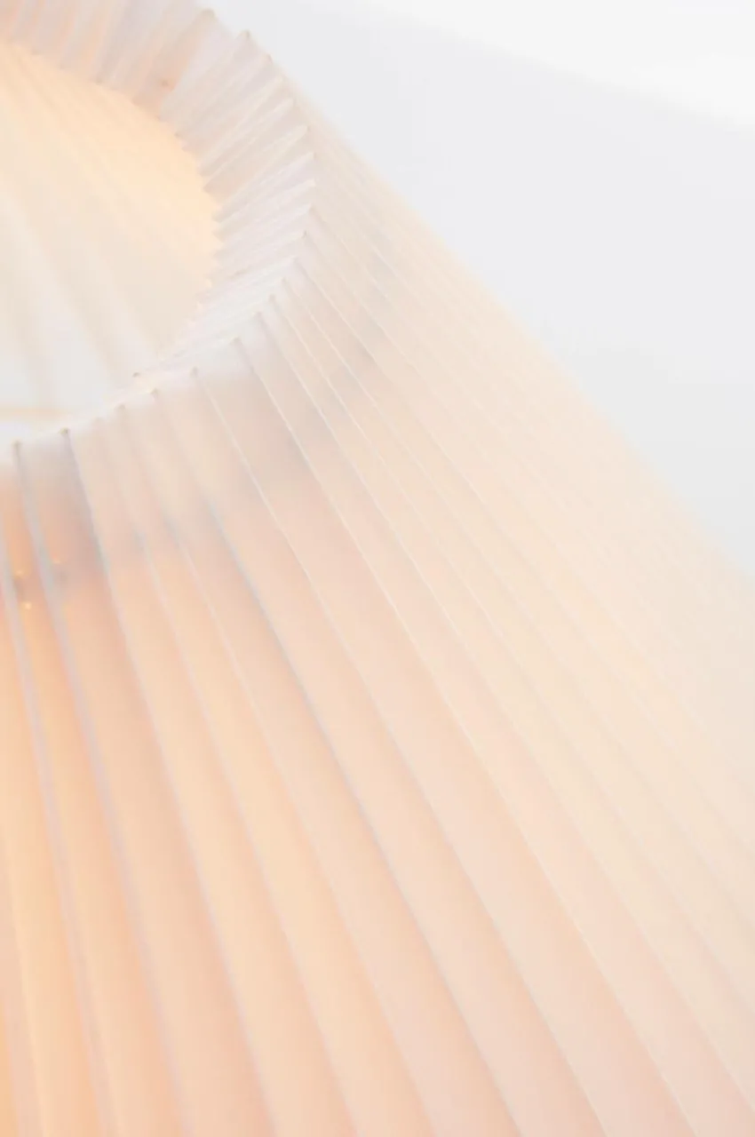 Bordslampor|Jotex AUDREY Bordslampa Vit/rökfärgad