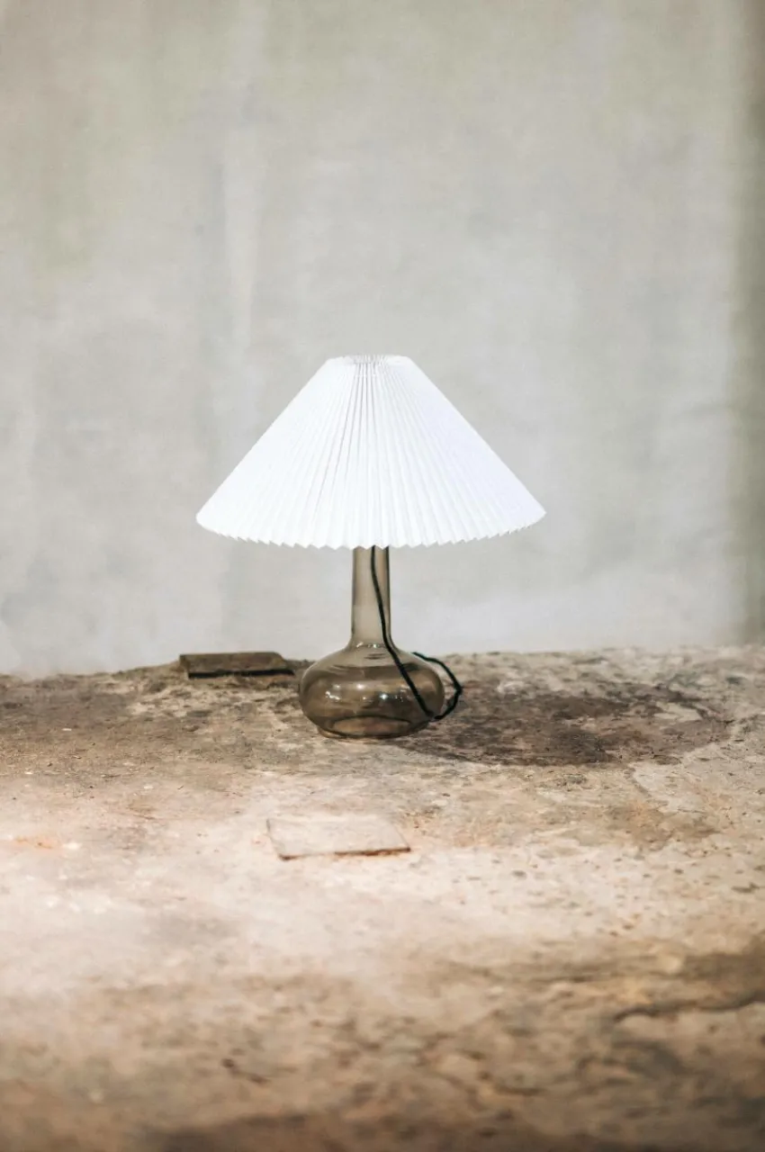 Bordslampor|Jotex AUDREY Bordslampa Vit/rökfärgad
