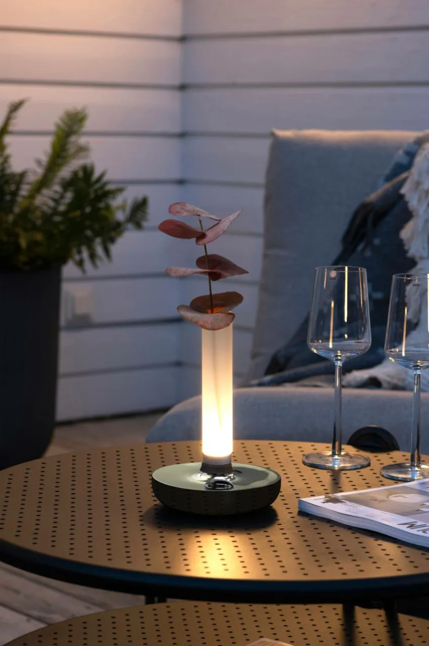 Utebelysning|Utebelysning|Jotex Bordslampa Biarritz USB Silver