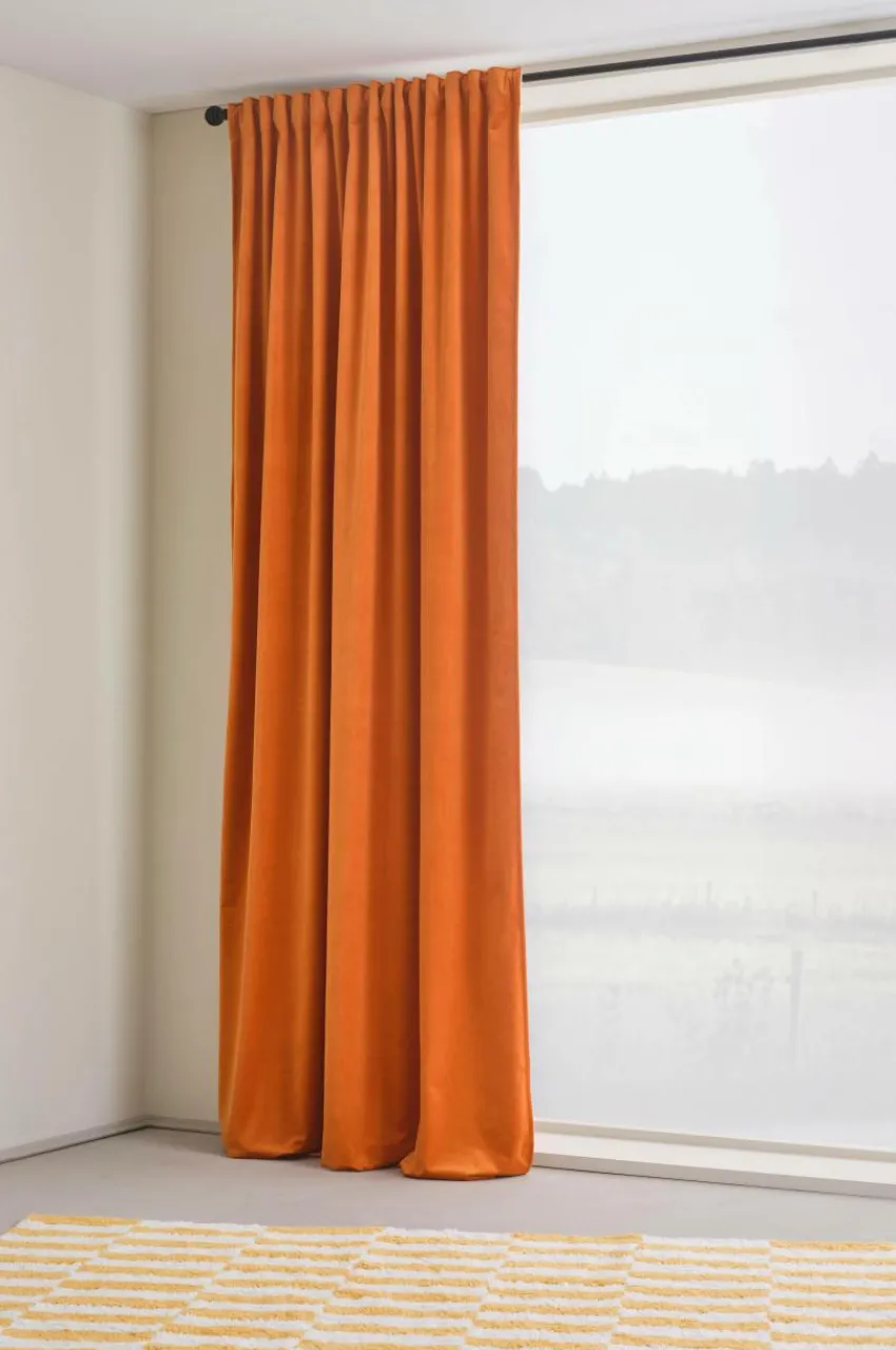 Sammetsgardiner|Multifunktionsgardiner|Jotex ELSIE Mörkläggningsgardin - 1 Längd Bränd orange