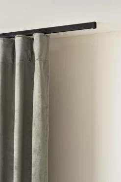 Gardinskenor|Jotex FLEXI Gardinskena Set Svart 200 cm