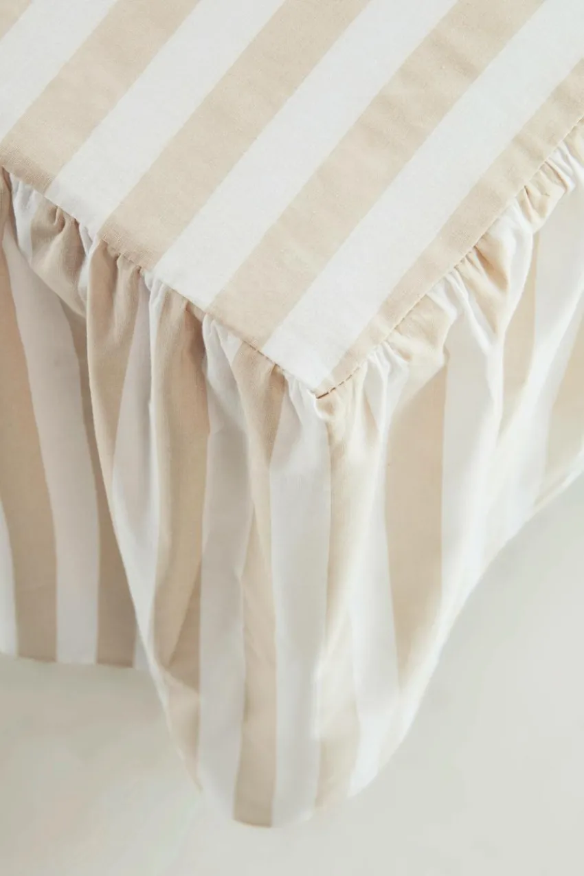 Sängkappor|Jotex KAYO Sängkappa Med Volang Beige/vit
