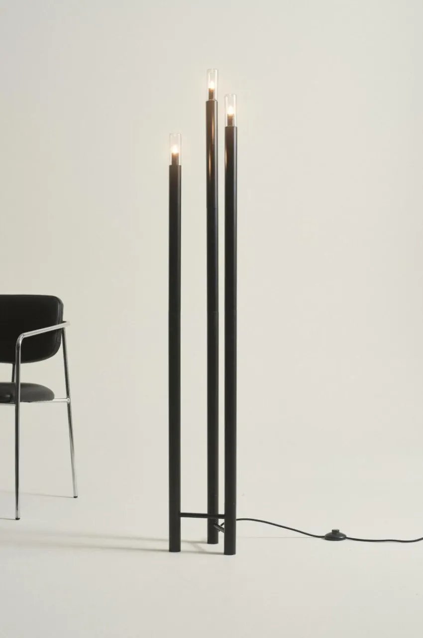 Golvlampor|Jotex KENSEY Golvlampa Svart