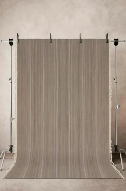 Ullmattor|Jotex LORI STRIPE 02 Ullmatta 200x300 Cm Grå/ljuslila
