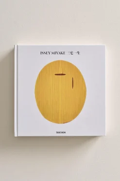 Prydnadssaker|Jotex MIYAKE,2nd EDITION Coffee Table Bok Yellow