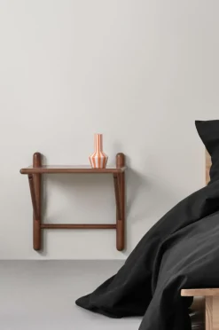Förvaring|Jotex NIMBUS Sängbord Valnöts bets