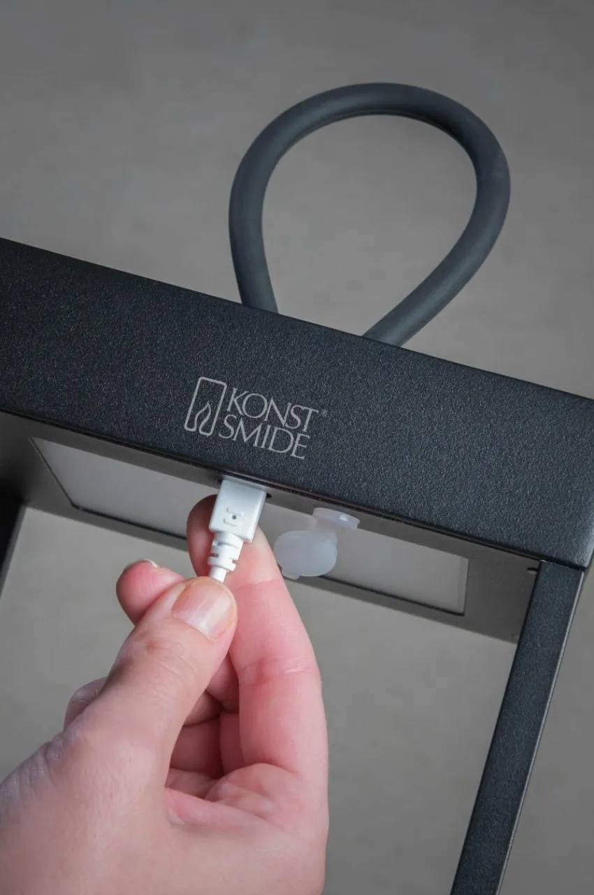 Utebelysning|Utebelysning|Jotex RAVELLO LED Ljuslykta Ljuslykta USB LED Utomhus Svart