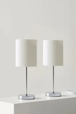 Bordslampor|Jotex SETH PLISSÉ Bordslampa 2-pack Krom/vit