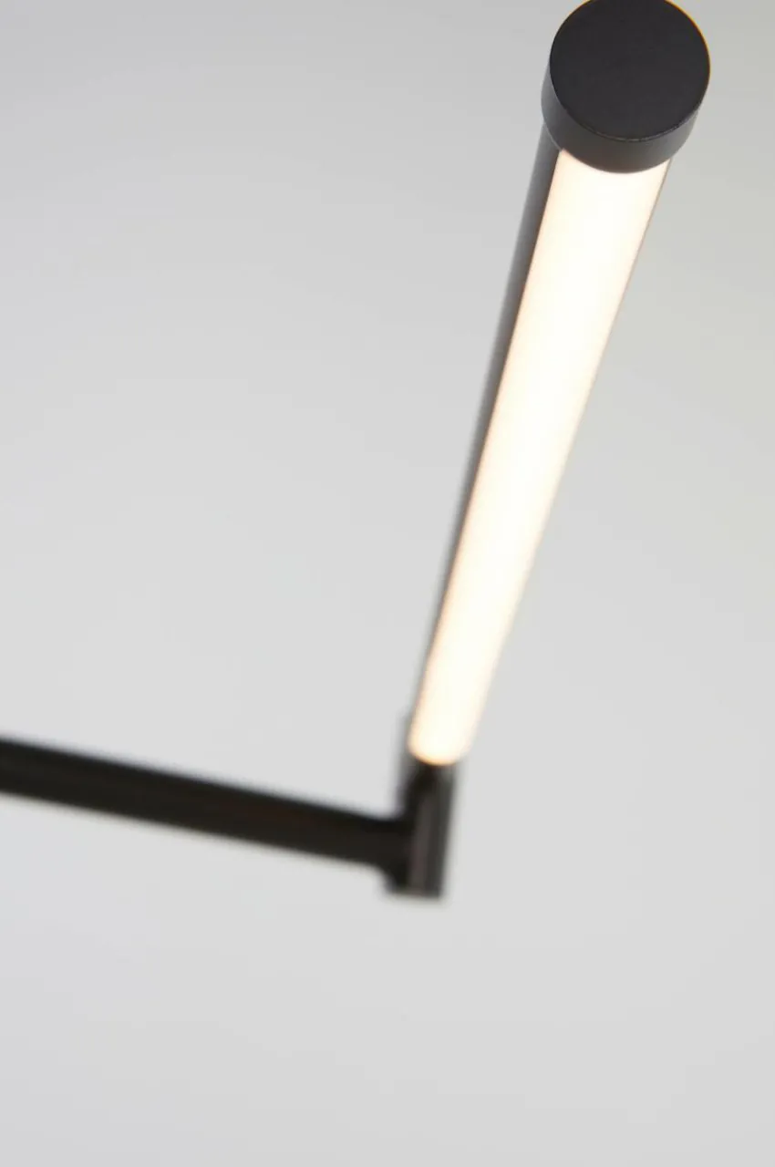 Golvlampor|Jotex TEIDE Golvlampa LED Svart