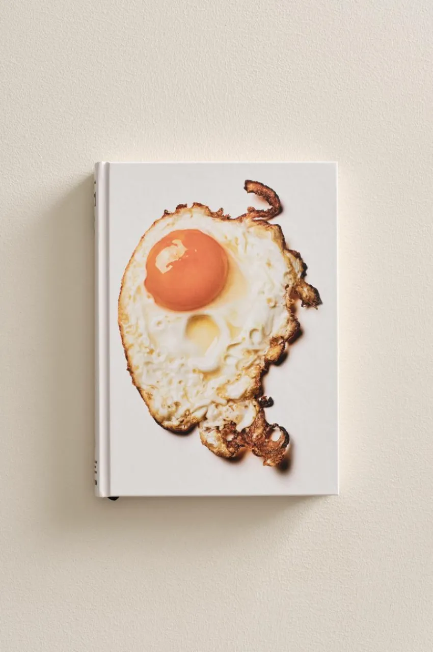 Prydnadssaker|Jotex THE GOURMAND´s EGG Coffee Table Bok White