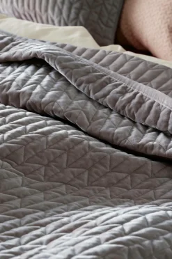 Överkast|Sängkappor|Jotex TILY Bäddpaket - Enkelsäng 90 Cm, Sängkappa 60 Cm Grå