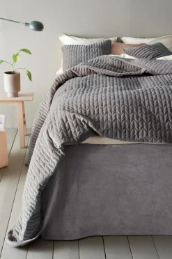 Överkast|Sängkappor|Jotex TILY Bäddpaket - Enkelsäng 90 Cm, Sängkappa 45 Cm Grå