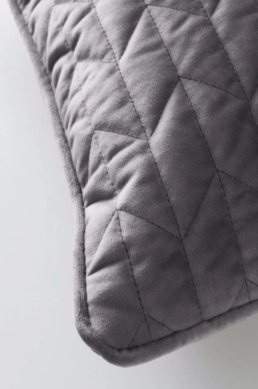 Prydnadskuddar & Fodral|Julkuddar & Julplädar|Jotex TILY Kuddfodral 90x50 Cm Grå