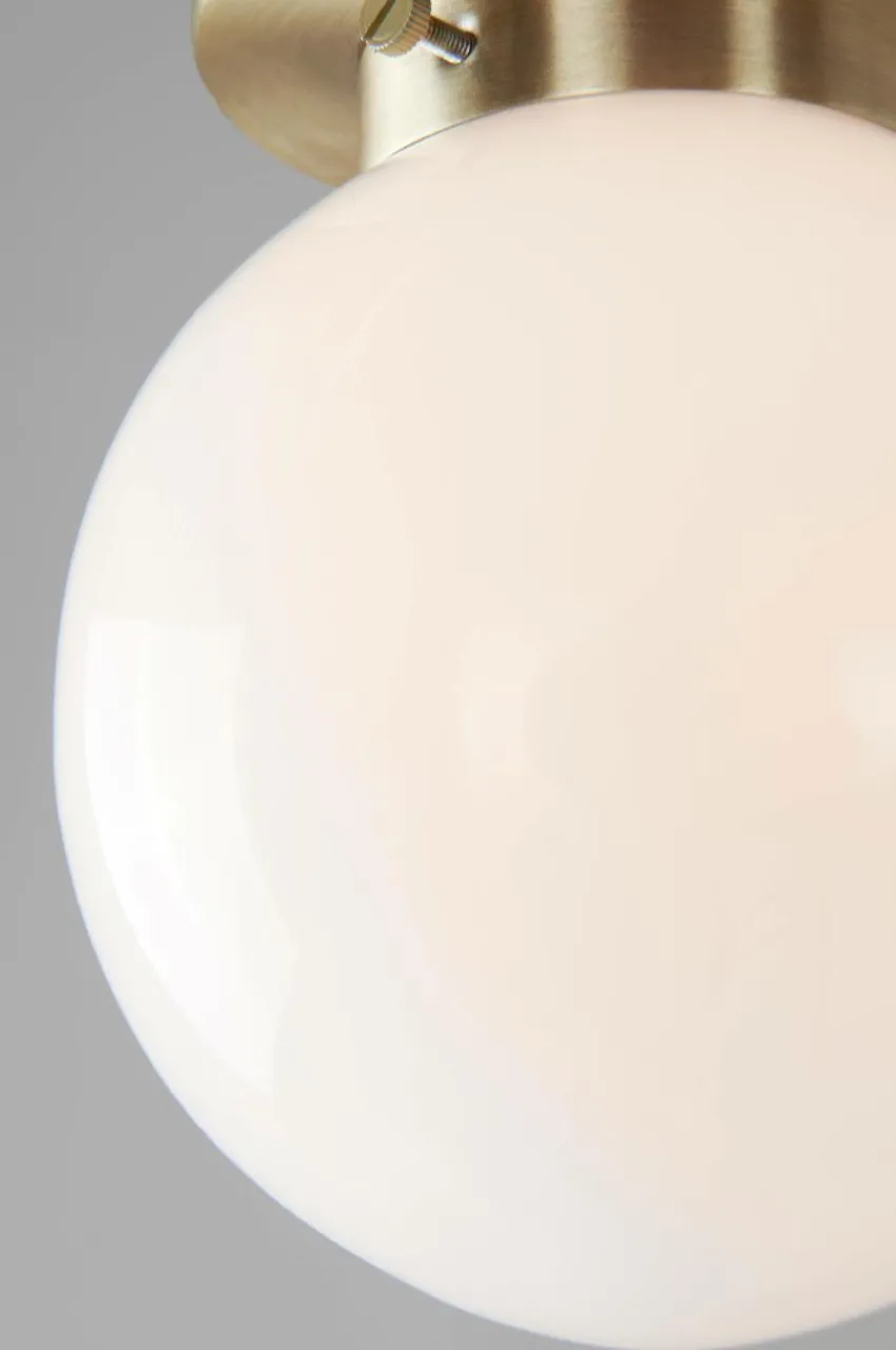 Vägglampor|Taklampor|Jotex TINK WHITE Taklampa Vit/mässing
