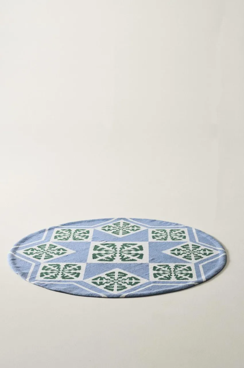 Återvunna Mattor|Slätvävda Mattor|Jotex TREELINE Slätvävd Matta ø 110 Cm Blå/grön/vit