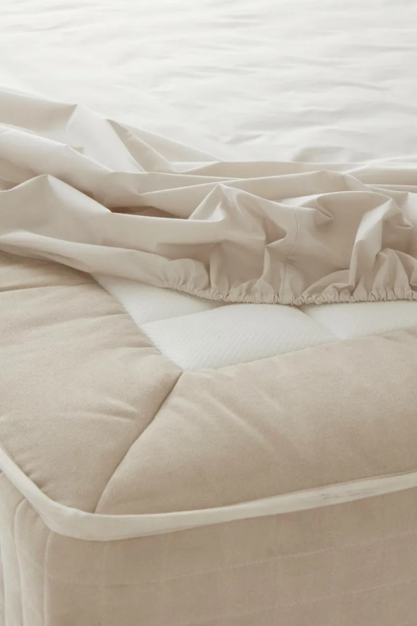 Dra-På-Lakan|Jotex ZACK PERCALE Dra-på-lakan, Hög Madrass - Ekologisk Ljusbeige